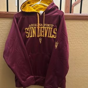 Men’s ASU embroidered sweatshirt.